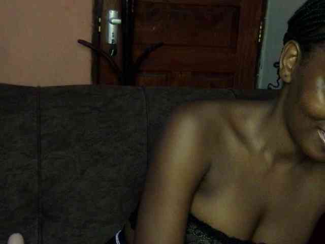 Naughtygal98 webcam