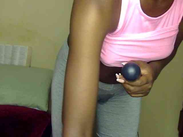 Naughtygal98 webcam