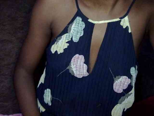 Naughtygal98 webcam