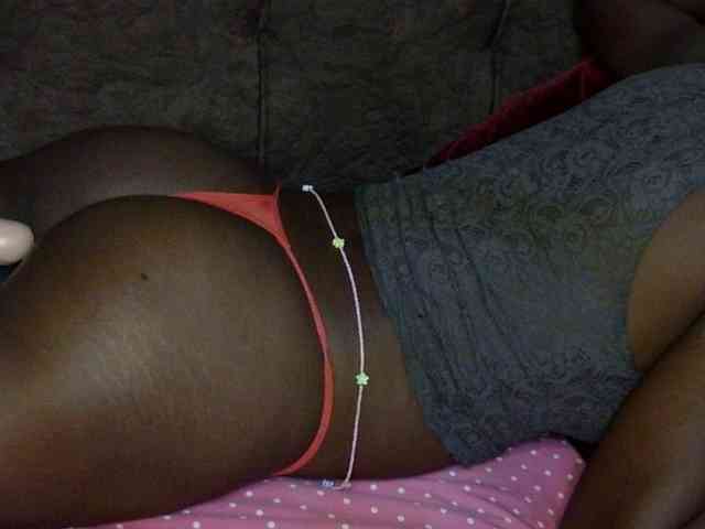 Naughtygal98 webcam