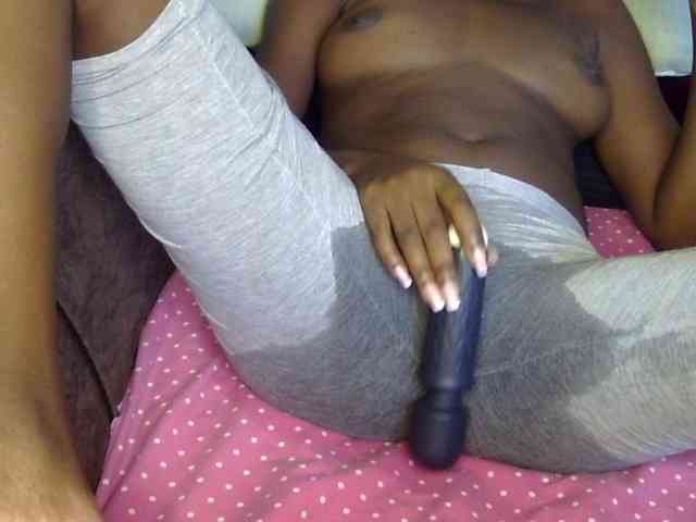 Naughtygal98 webcam