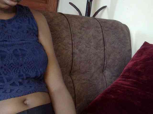 Naughtygal98 webcam