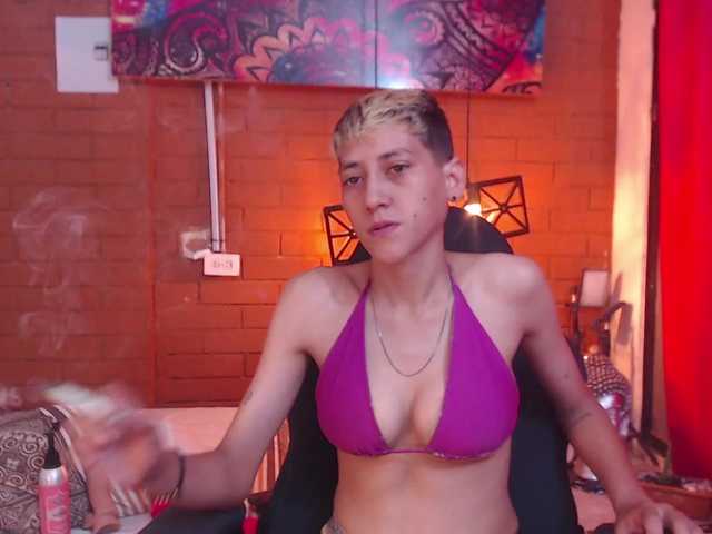 HottAlexxxa's BongaCams show and profile
