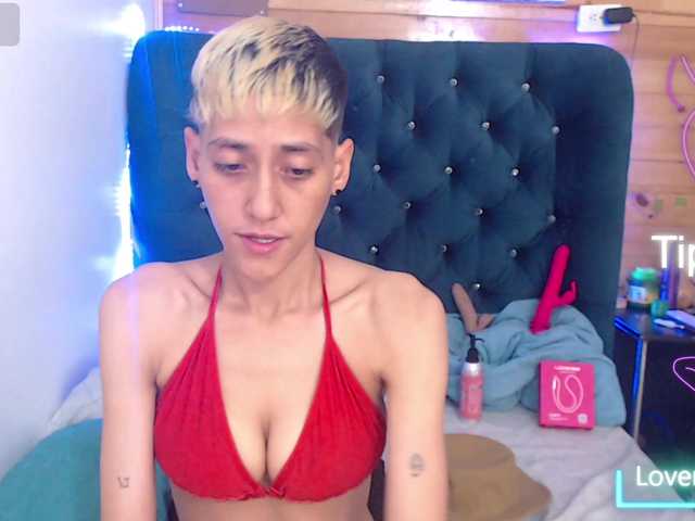 HottAlexxxa's BongaCams show and profile