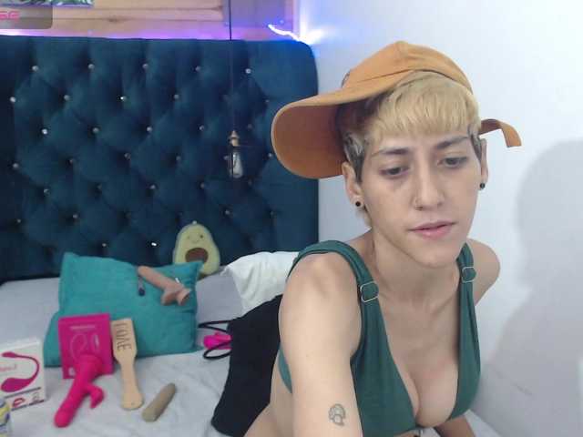 HottAlexxxa's BongaCams show and profile