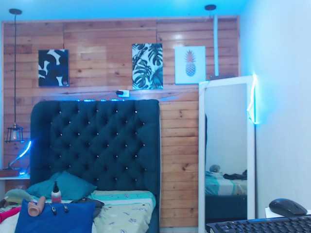 HottAlexxxa's BongaCams show and profile