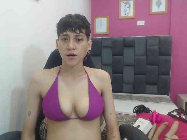 HottAlexxxa HottAlexxxa