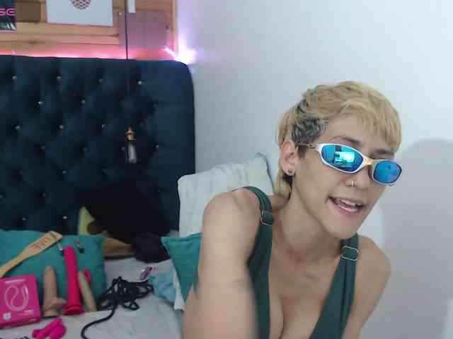 HottAlexxxa webcam