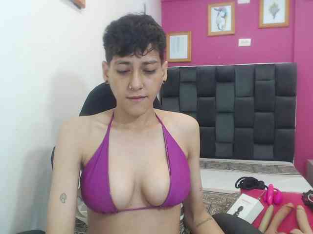 HottAlexxxa HottAlexxxa