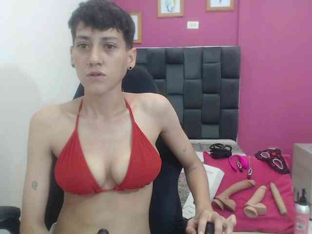 HottAlexxxa webcam