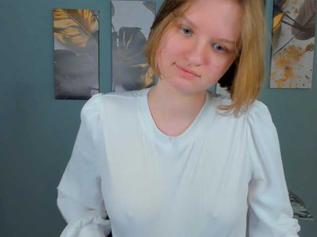 LilianSlow's BongaCams show and profile