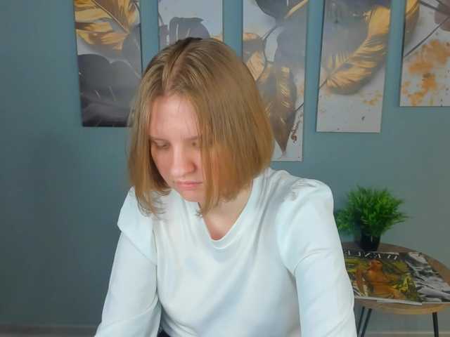 LilianSlow's BongaCams show and profile