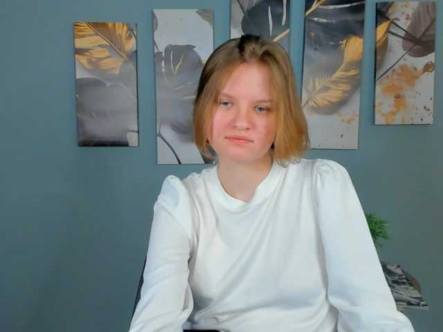 LilianSlow's BongaCams show and profile