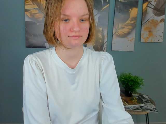 LilianSlow's BongaCams show and profile