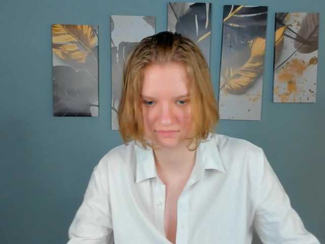 LilianSlow's BongaCams show and profile