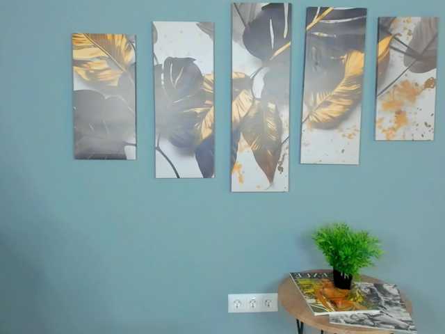 LilianSlow's BongaCams show and profile