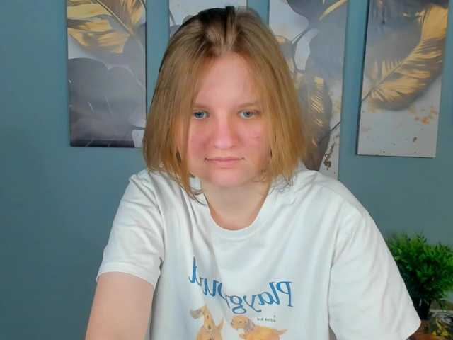 LilianSlow's BongaCams show and profile