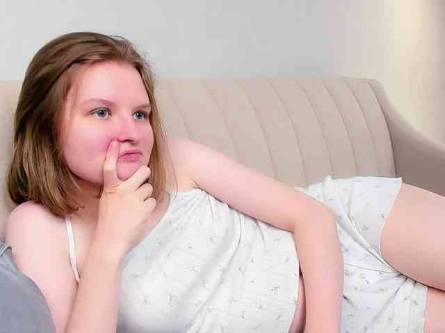 LilianSlow webcam