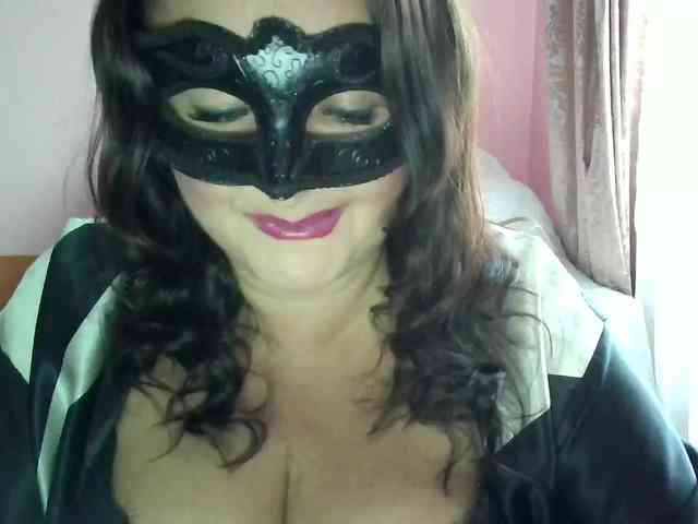 MiaGucci webcam