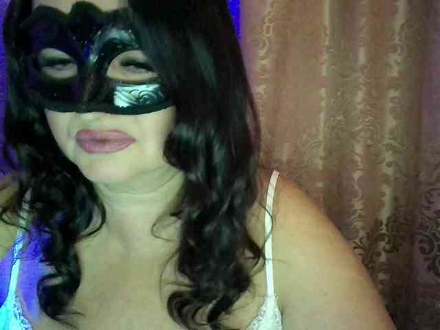 MiaGucci webcam