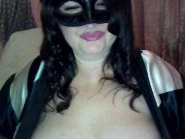 MiaGucci webcam