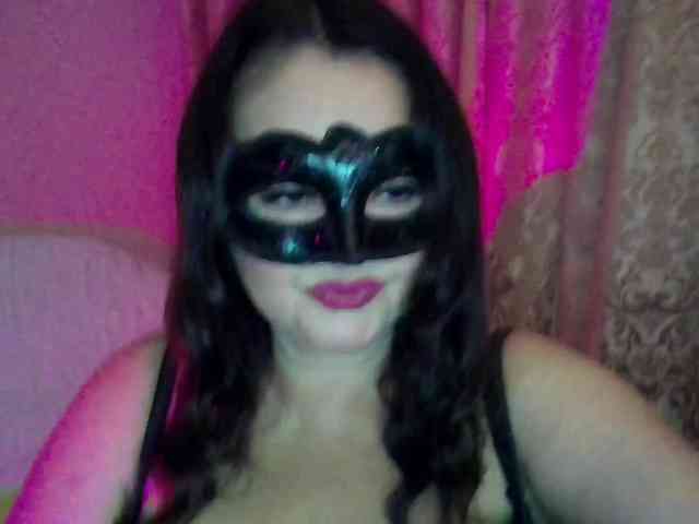 MiaGucci webcam