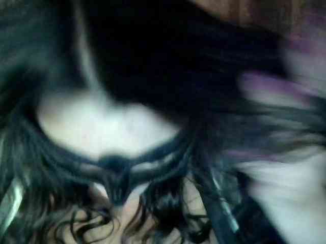 MiaGucci webcam
