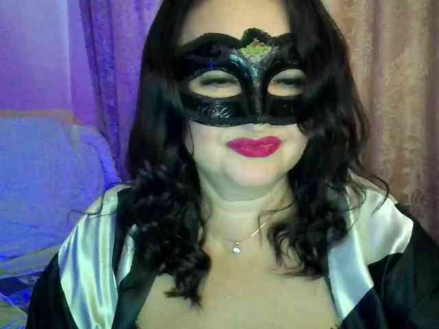 MiaGucci webcam