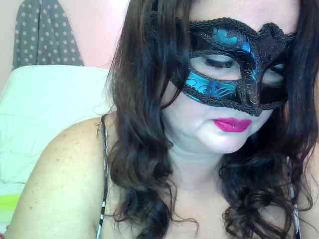 MiaGucci webcam