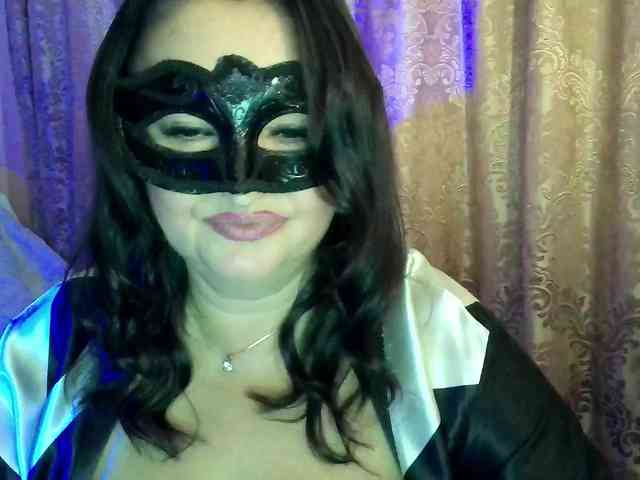 MiaGucci webcam