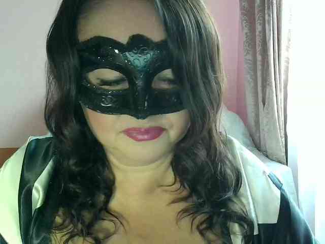 MiaGucci webcam