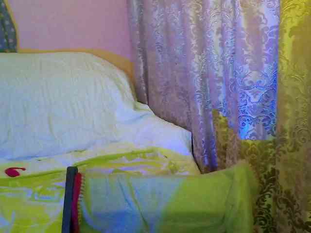 webcam strip MiaGucci