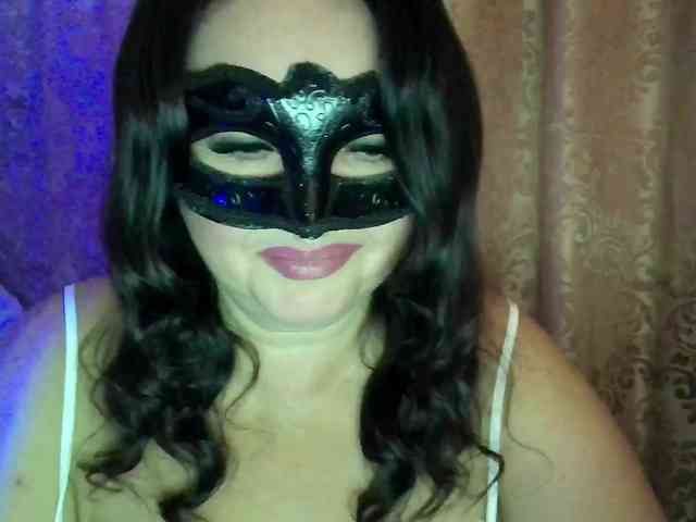 MiaGucci webcam