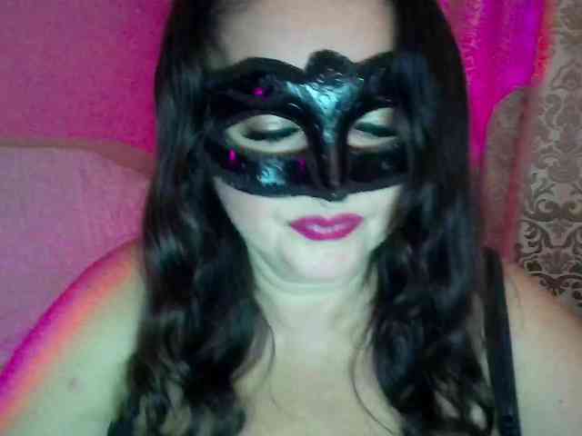 MiaGucci webcam