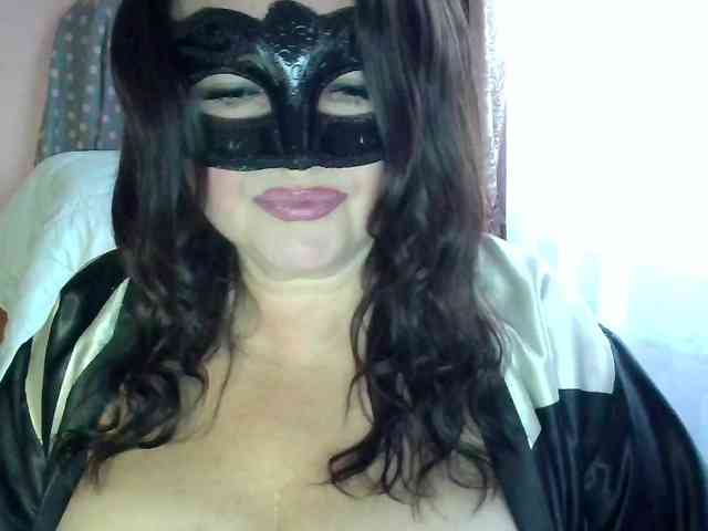 MiaGucci webcam
