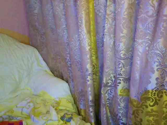 MiaGucci webcam