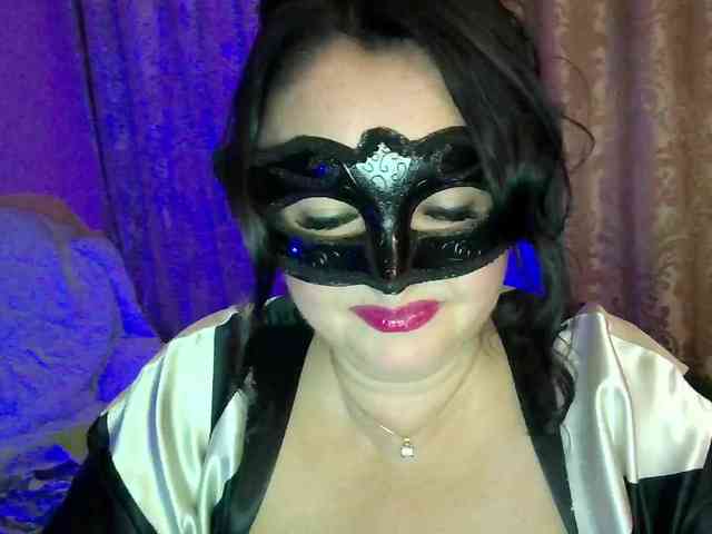 MiaGucci webcam