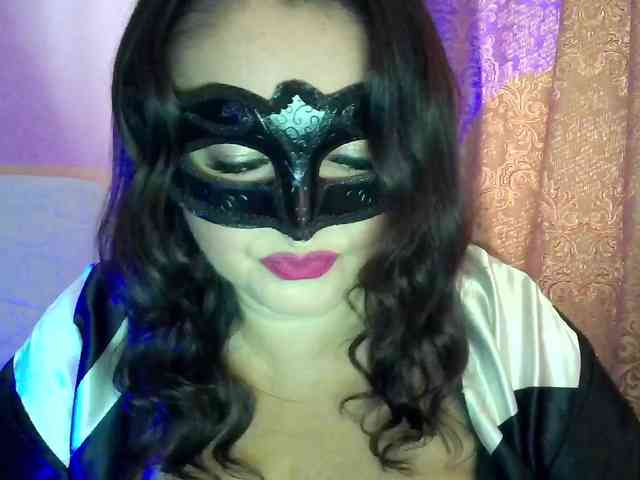 MiaGucci webcam