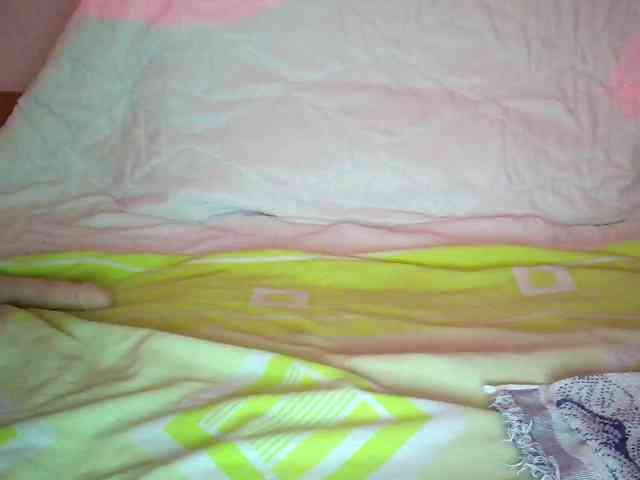 MiaGucci webcam