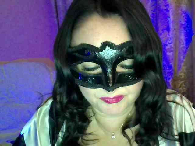 MiaGucci webcam