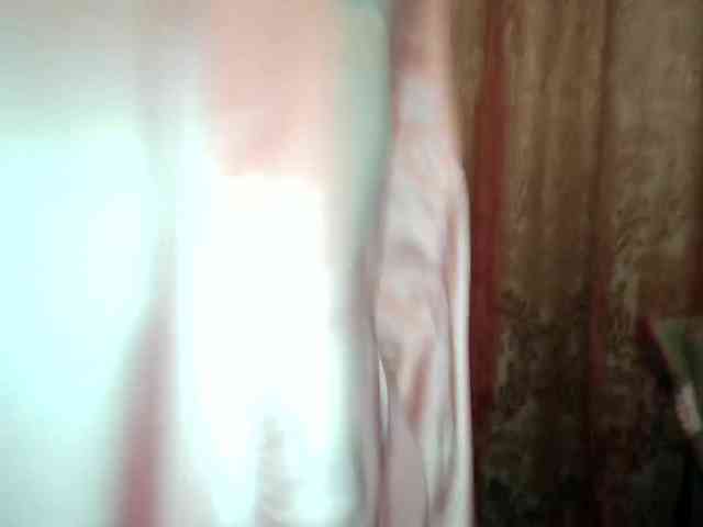 MiaGucci webcam