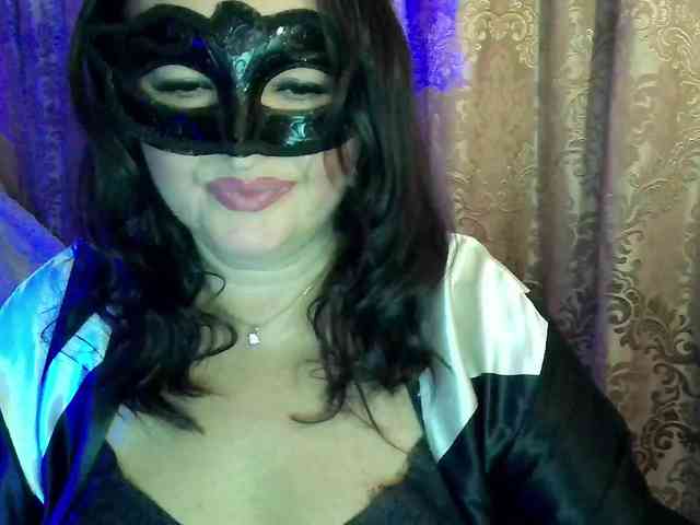 MiaGucci webcam