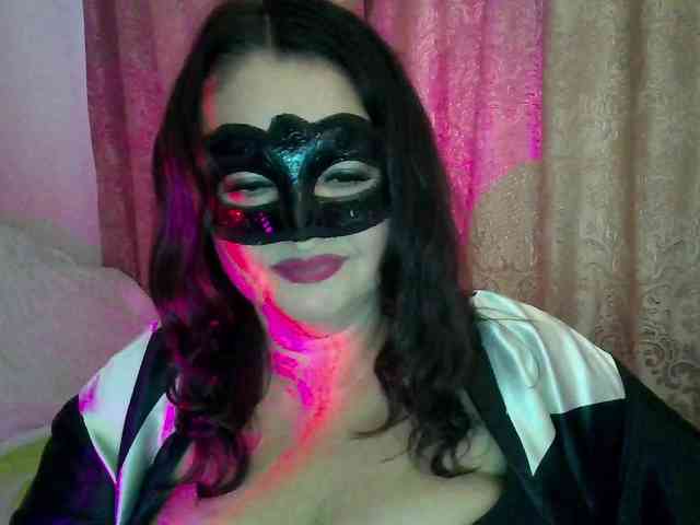 MiaGucci webcam