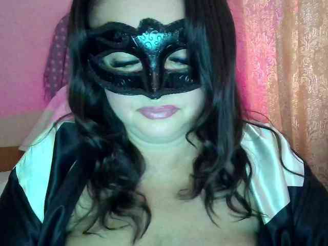 MiaGucci webcam