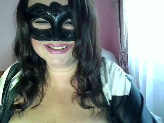 MiaGucci webcam