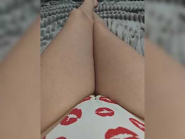 Kiskis-s's BongaCams show and profile