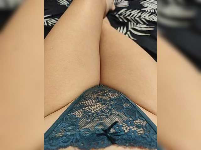 Kiskis-s's BongaCams show and profile