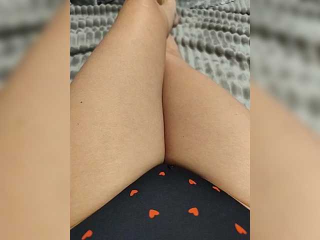 Kiskis-s's BongaCams show and profile