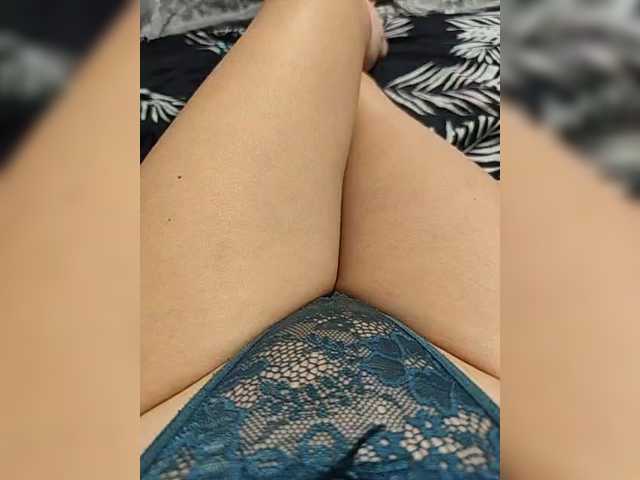 Kiskis-s's BongaCams show and profile