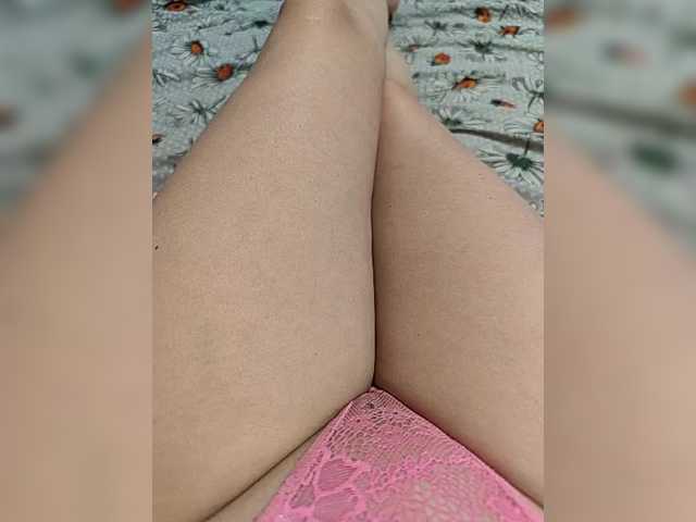 Kiskis-s's BongaCams show and profile